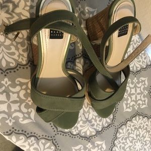 Who the house black market sandels